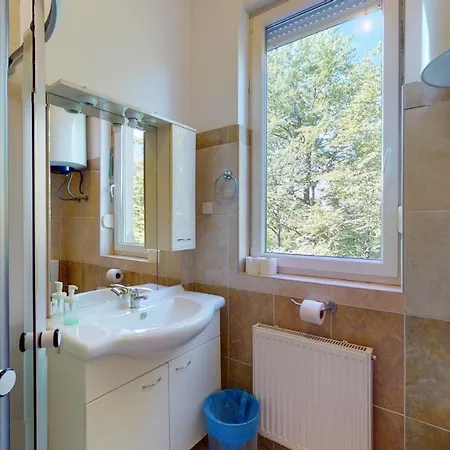 Planinarski Centar Petehovac Hotel Delnice